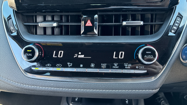 Toyota Corolla 1.8 VVT-i Hybrid Icon 5dr CVT Hybrid Hatchback